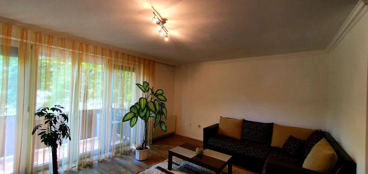 Bazsi Apartman Шиофок Экстерьер фото
